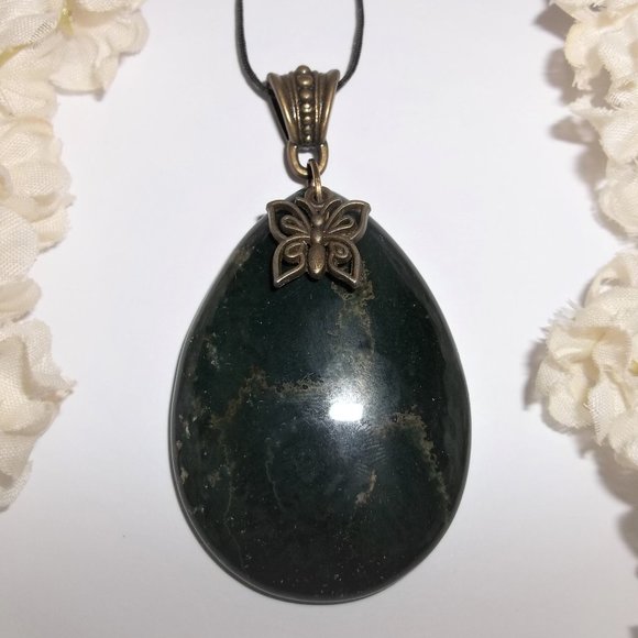 Dark Green Medallion Cord Necklace Pendant Bronze Butterfly Jewelry Boho 8190 - Picture 1 of 10